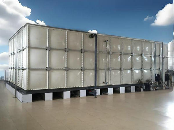 模壓工藝生產(chǎn)的信陽玻璃鋼水箱有哪些缺點?